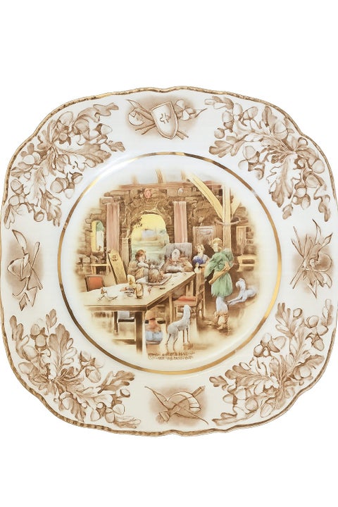 Vintage John Maddock & Sons "Robin Hood" Cabinet Plate – England