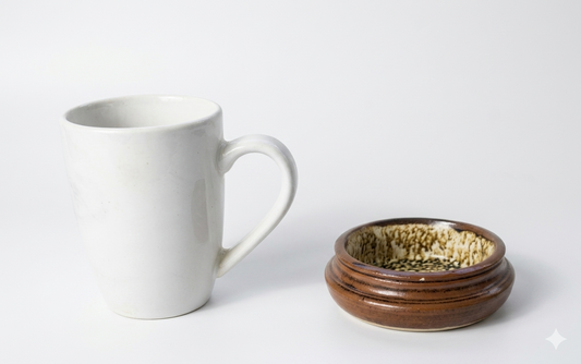 Vintage Joyce Fox NZ Studio Pottery Miniature Trinket Dish / Pinch Bowl (Stamped)