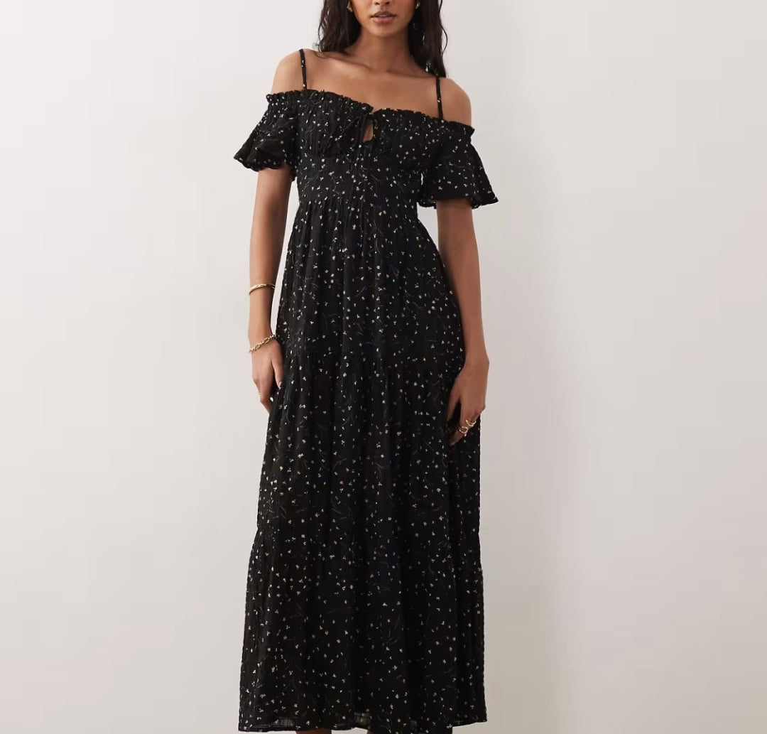 Kiss the sky dress size 10